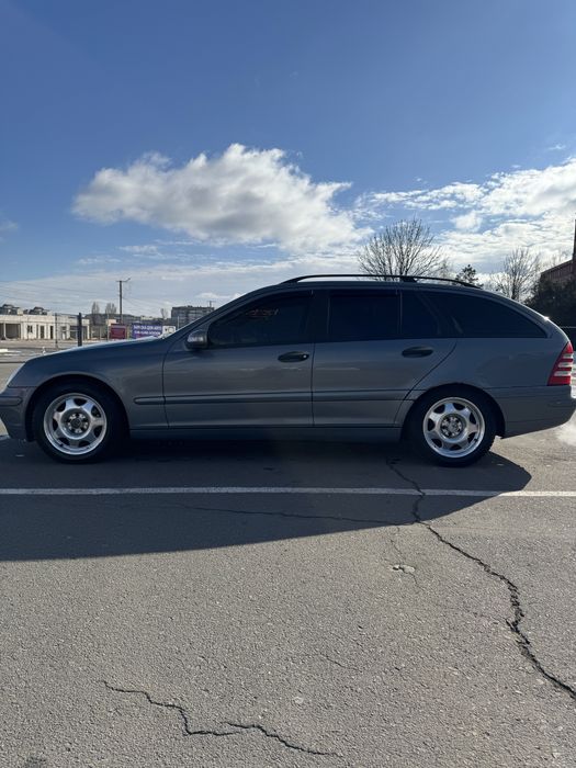 Mercedes-Benz C-Class 2003 VIN WDB2032081F524624 фото оголошення 2 з 8