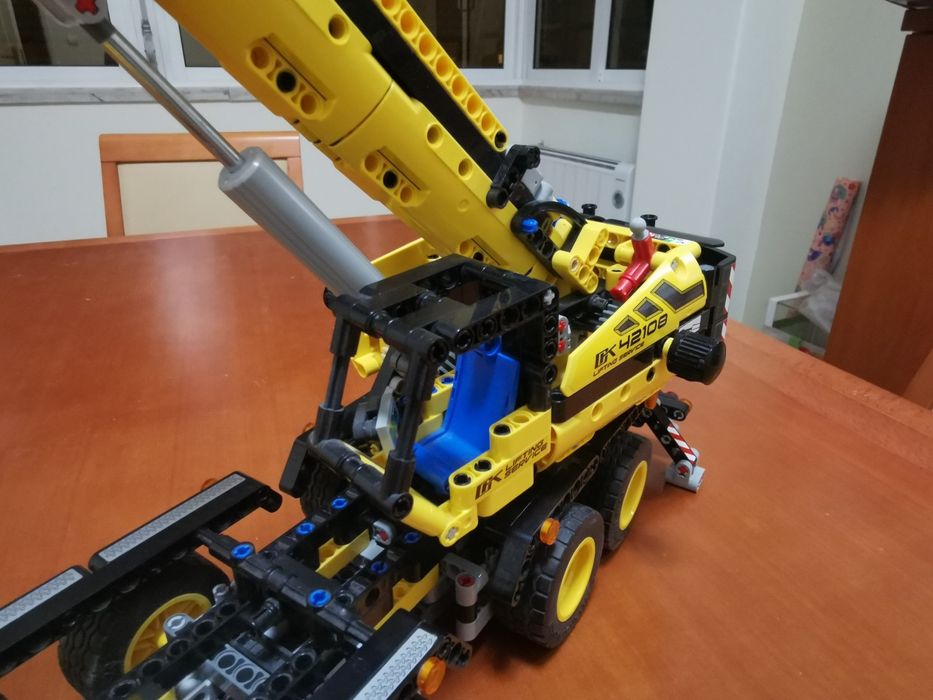 Lego 42108 Mobile Crane