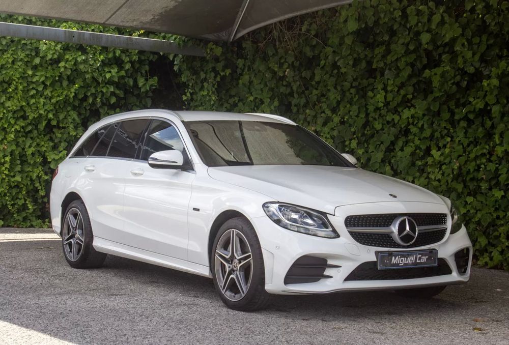 Mercedes-Benz C 300 de AMG Line