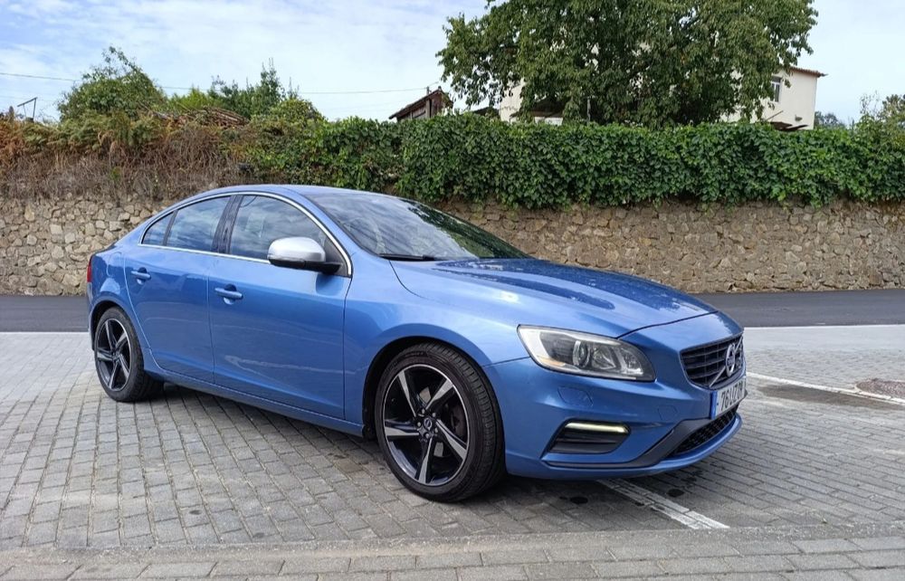 Volvo S60 R design
