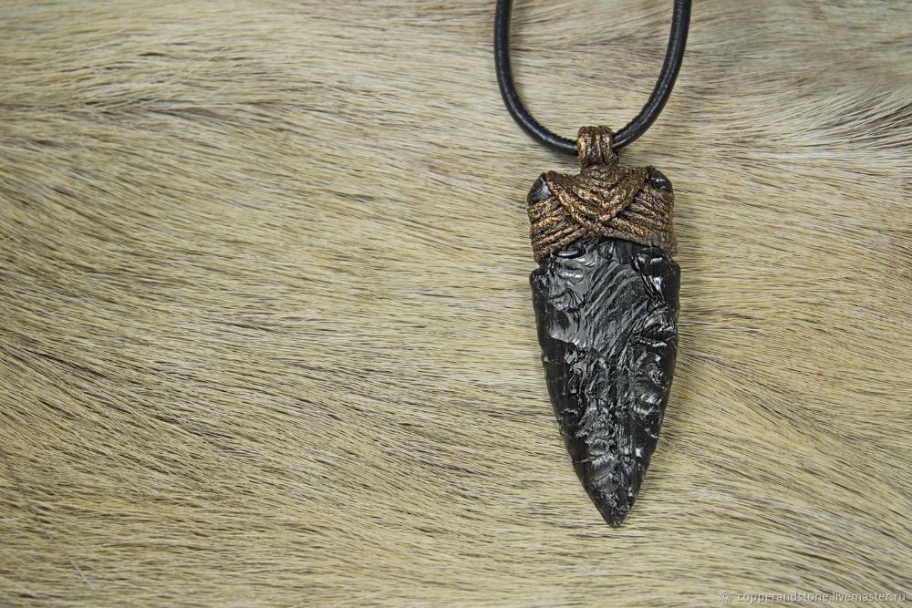 Каміння часів неоліту з вмістом мамонтових костей глибина 15 метрів