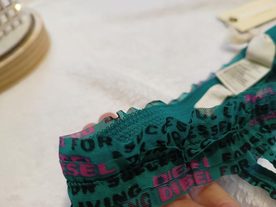 Pas do pończoch Diesel