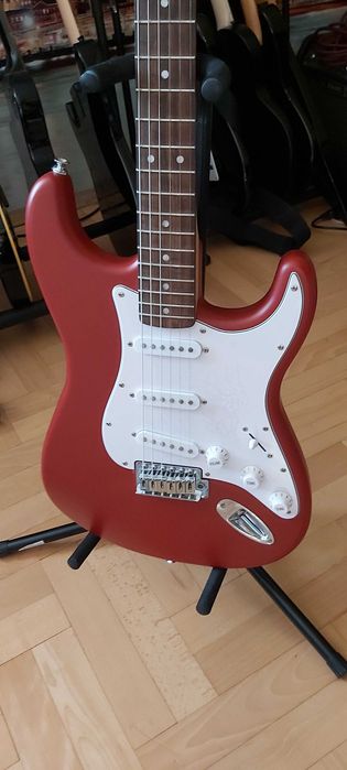 Gitara elektryczna Squier Stratocaster