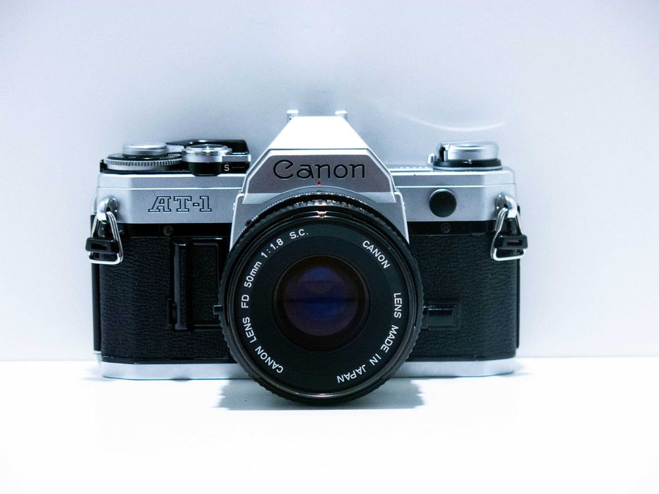 Câmara Analógica Canon AT-1 (AE-1) 35mm