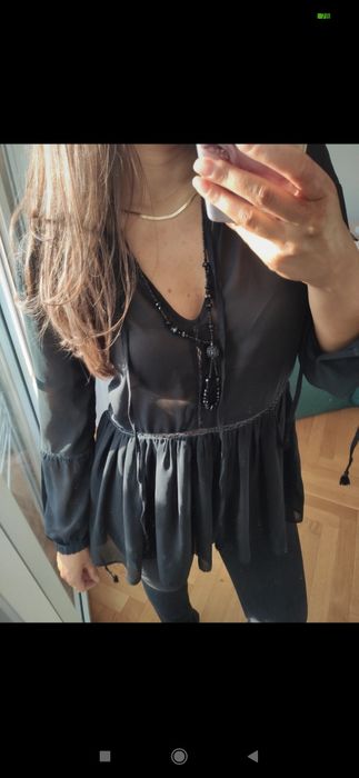 Czarna szyfonowa bluzka boho z baskinką
