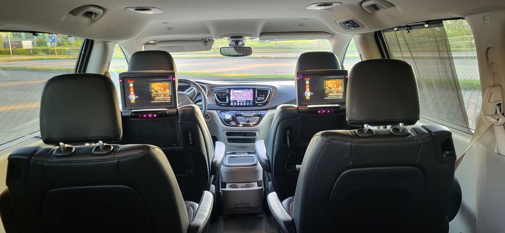 Chrysler Pacifica Touring L Plus 2018 rok 114 tys. KM , doinwestowane bez wkładu
