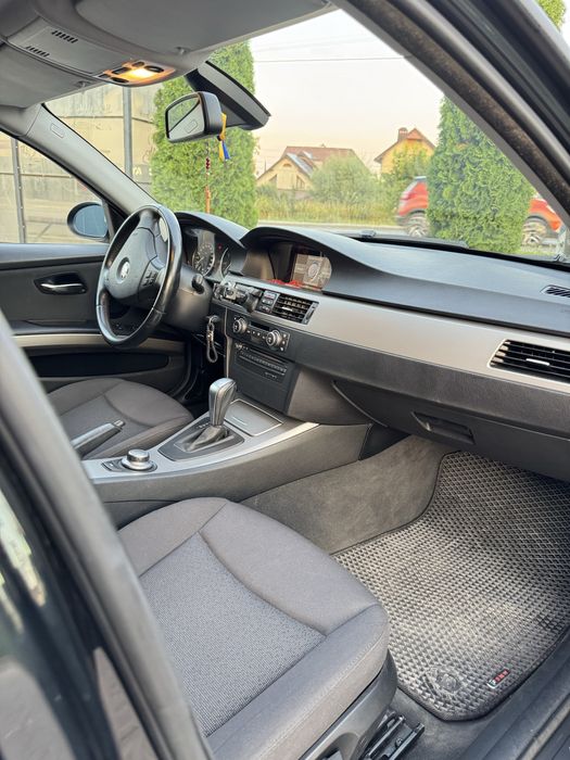 BMW  3 series E91    318 і