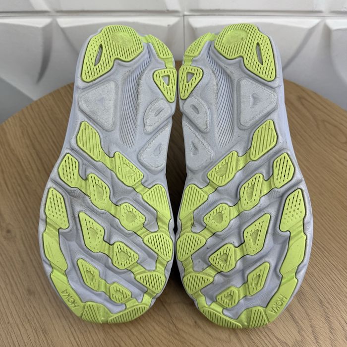 Оригінальні кросівки Hoka clifton 9
