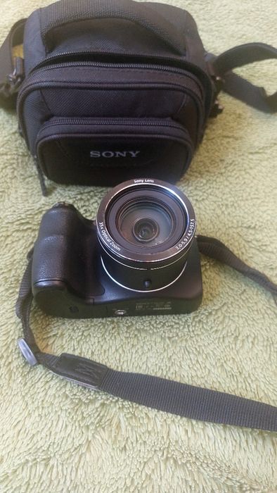 Фотоапарат SONY DSC-H300 ,стан дрбрий.
