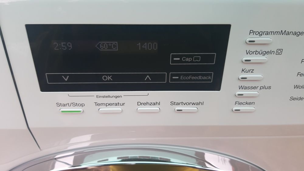 Pralka Miele WKF 110 WPS 1400 obr. Plastry miodu