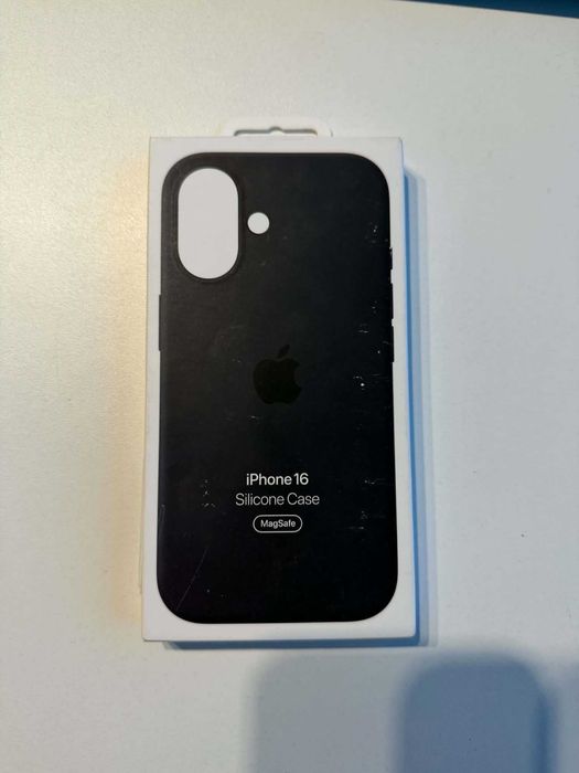 Nowe Oryginalne Etui Apple iPhone 16 Black Czarne Silicone Case