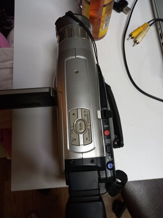 Продам відеокамеру Panasonik