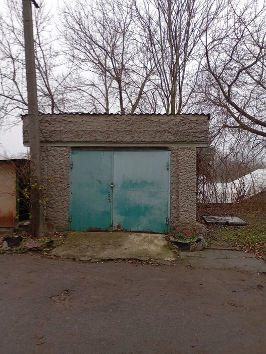 Гараж центр міста