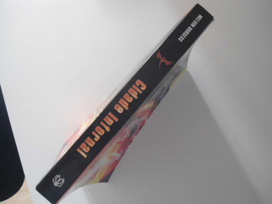 Cidade infernal por Melvin Burgess