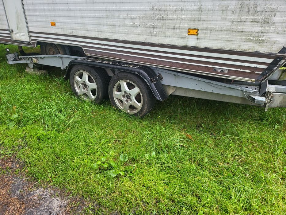 Sprzedam lawete 2000kg dmc 2 t