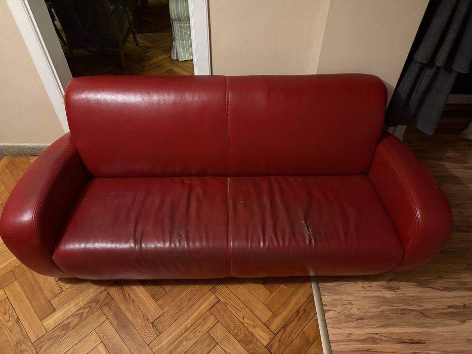 Czerwona kanapa skórzana 195x85 cm – lite drewno