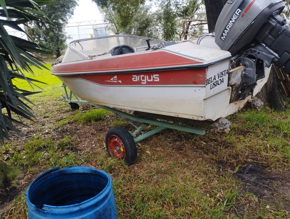 Vendo barco Argus com motor 40hp