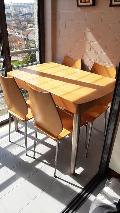 Mesa de Madeira extensível