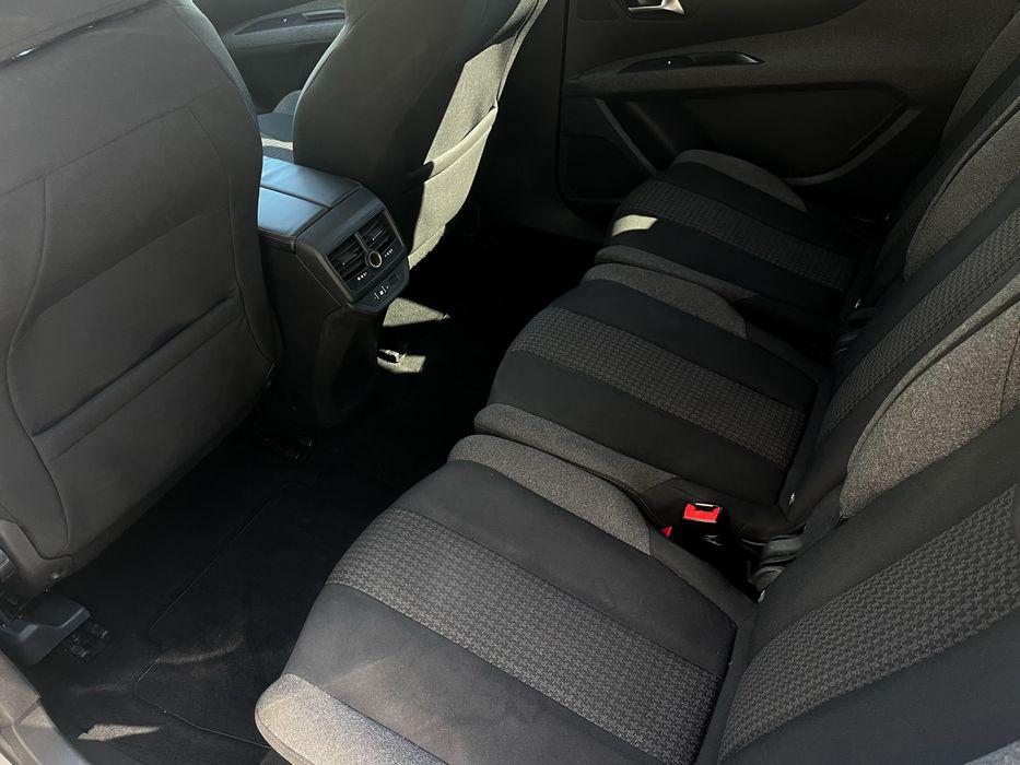 Peugeot 5008 1.5 Aceitamos Retomas/ CPLP