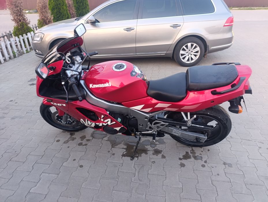 Продам Kawasaki zx6r 1997