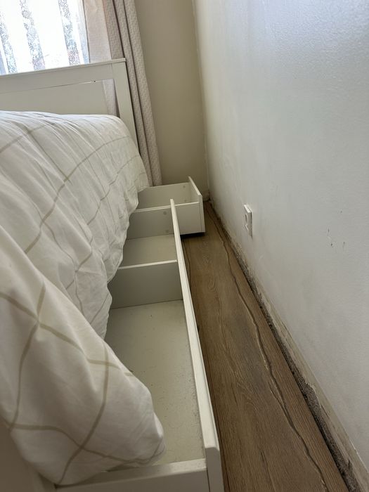 Cama Casal Ikea com Gavetões