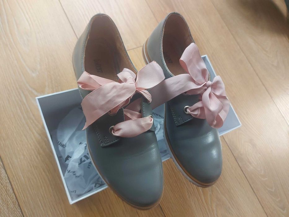 Buty damskie, obuwie (rozmiar: 37)