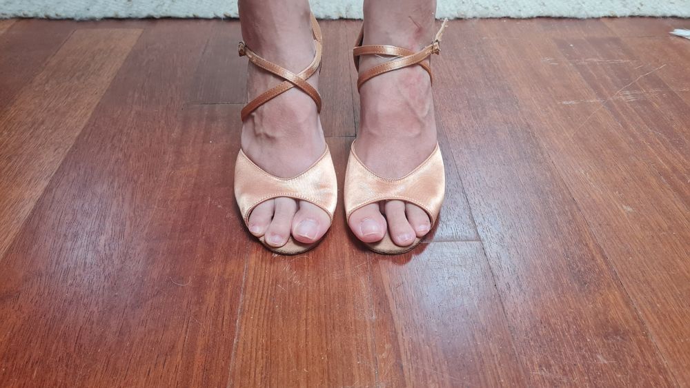 Buty skórzane-aksamitne do tańca