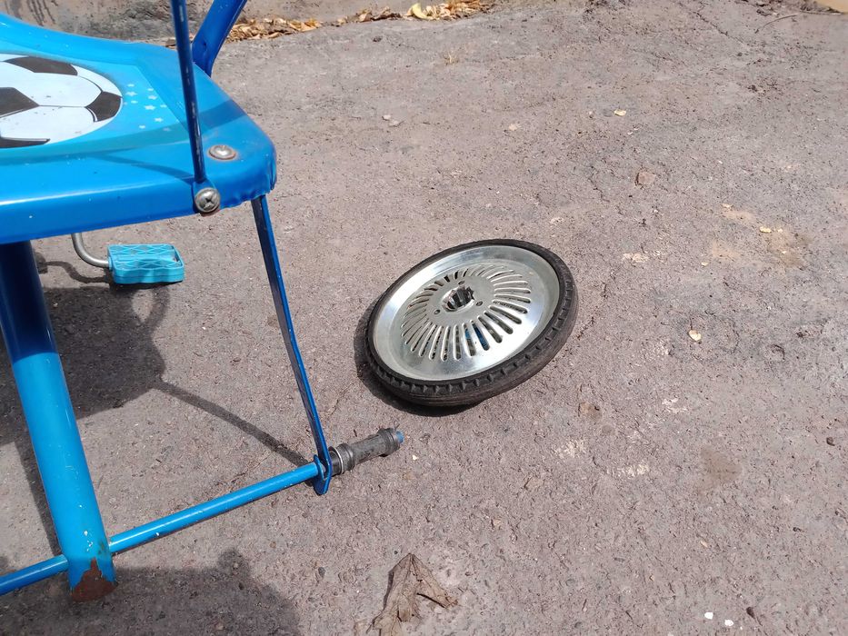 Вело коляска детская трехколесная. В подарок трехколесный велосипед