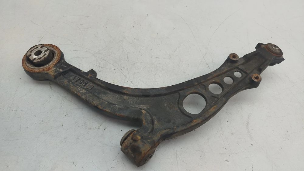 Braço de suspensão frente direito LANCIA Musa (350_)