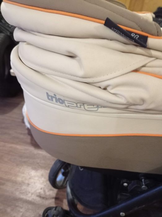 Детская коляска.