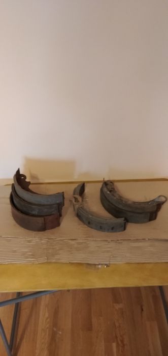 Тормозні колодки на Волгу