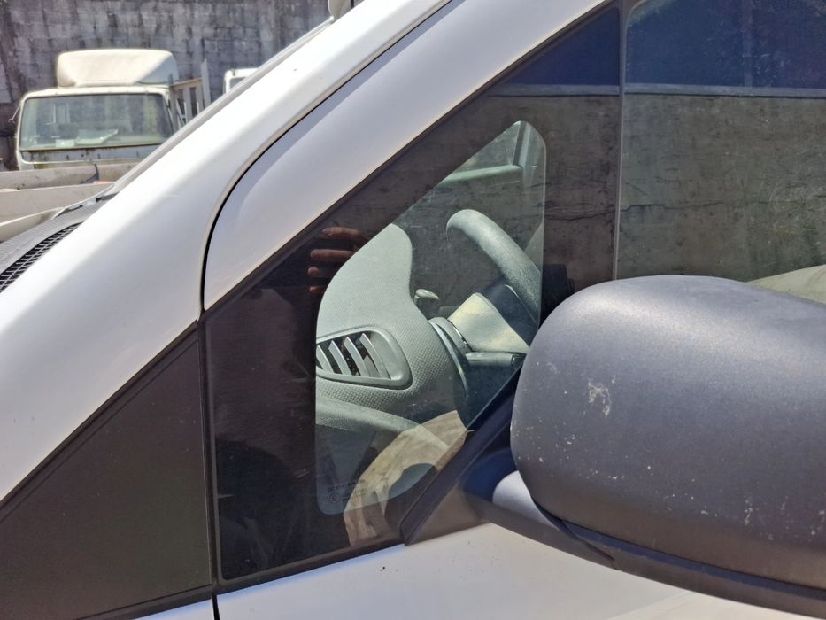 Vidro triangular frente esquerdo MERCEDES-BENZ Citan (420)