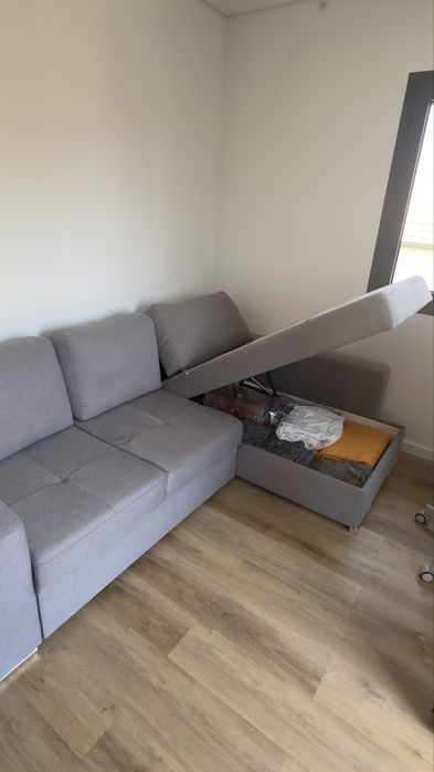 Sofa cama+chaise c/arrumação