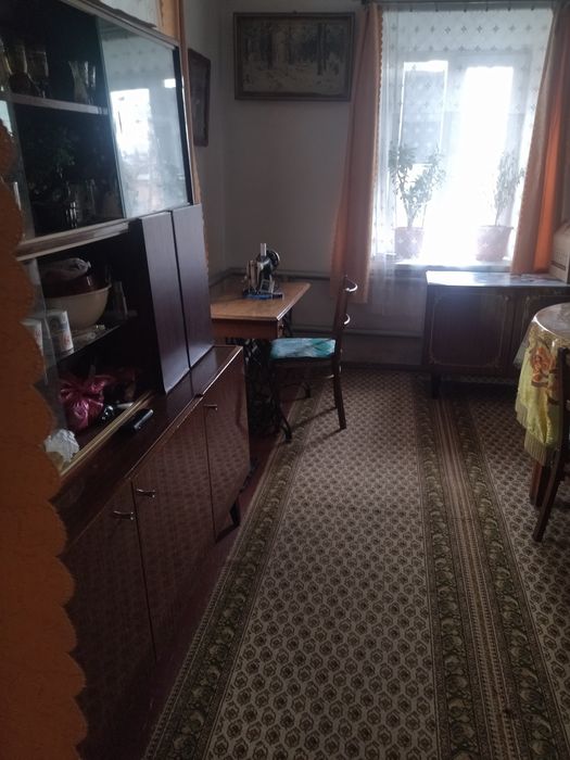 Продам будинок .