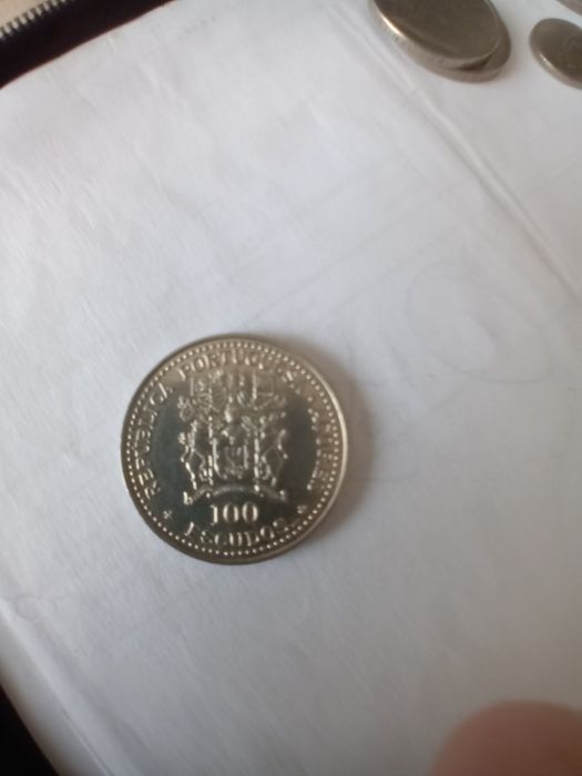 Moedas antigas e comemorativas