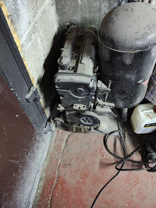 Witam sprzedam silnik