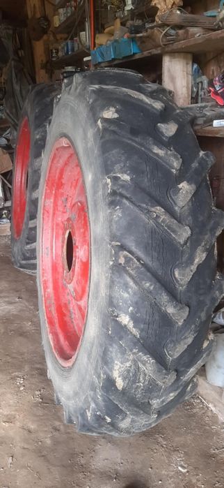 Продам колеса на трактор юмз-6