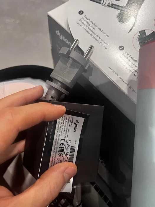 Lokówki Dyson z jonizacją i kontrolą temperatury