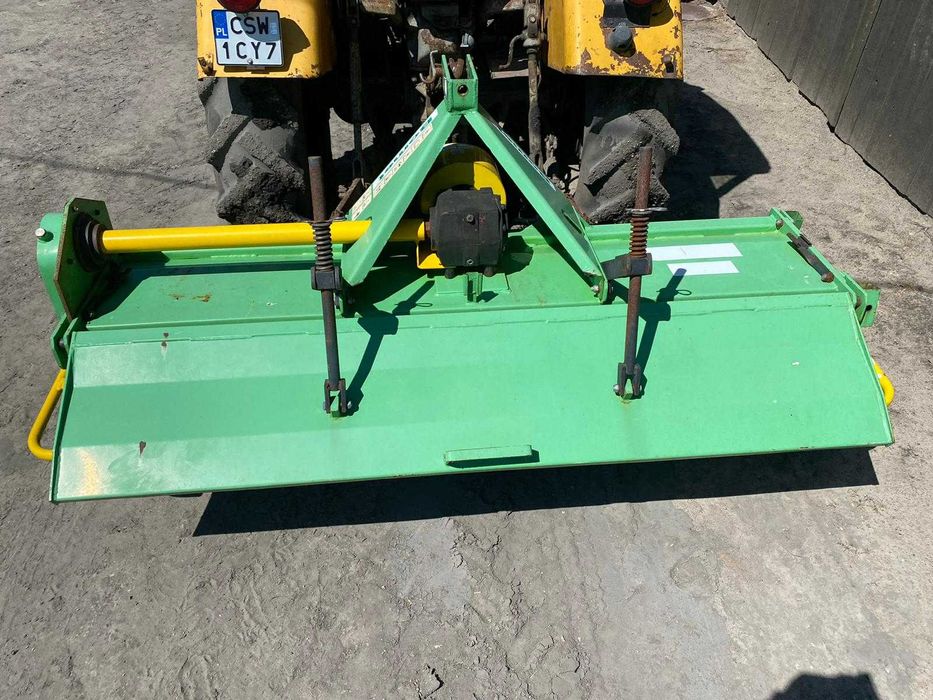 Mulczer - glebogryzarka (Bomet, Humus)