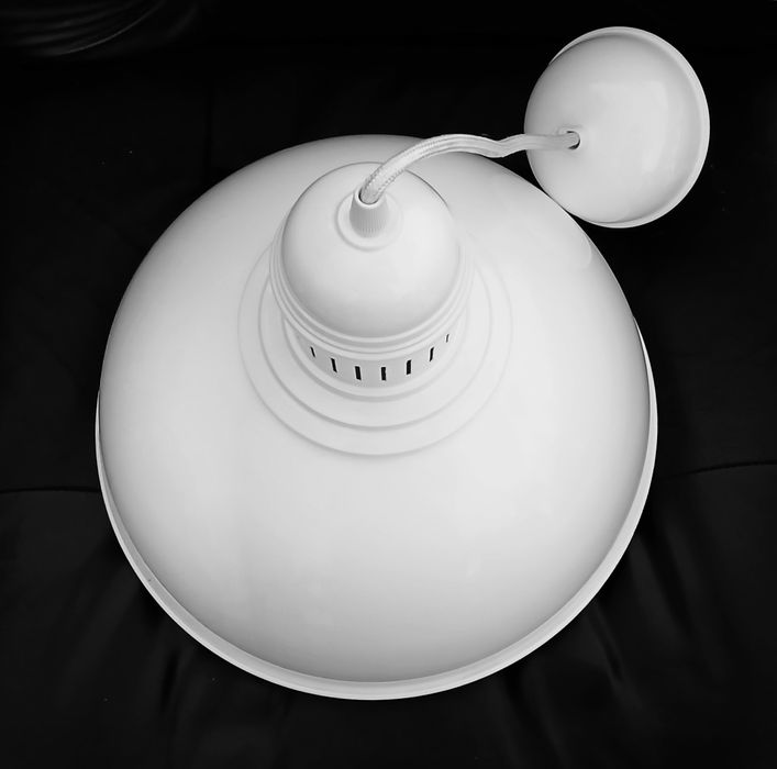 Candeeiro de Teto Suspenso XTRELAMP branco