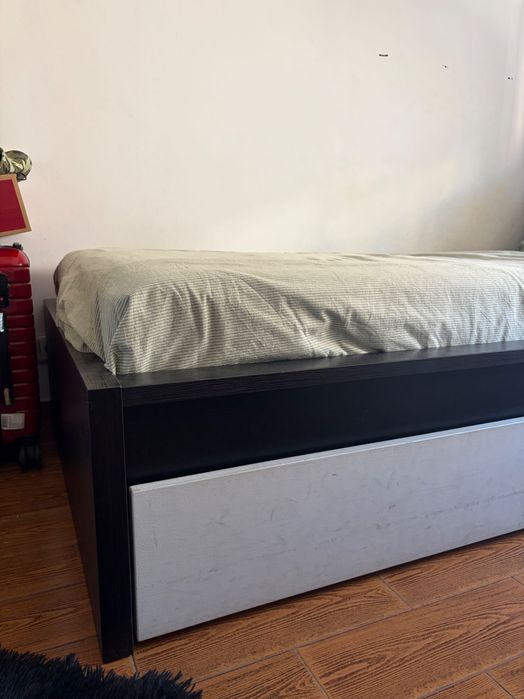 Cama Ikea MALM Solteiro