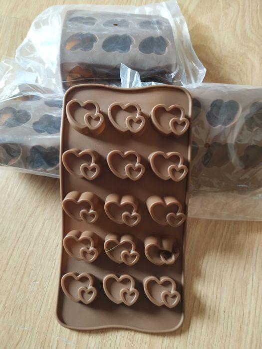 Formas de silicone para bolos/gomas/gelo.