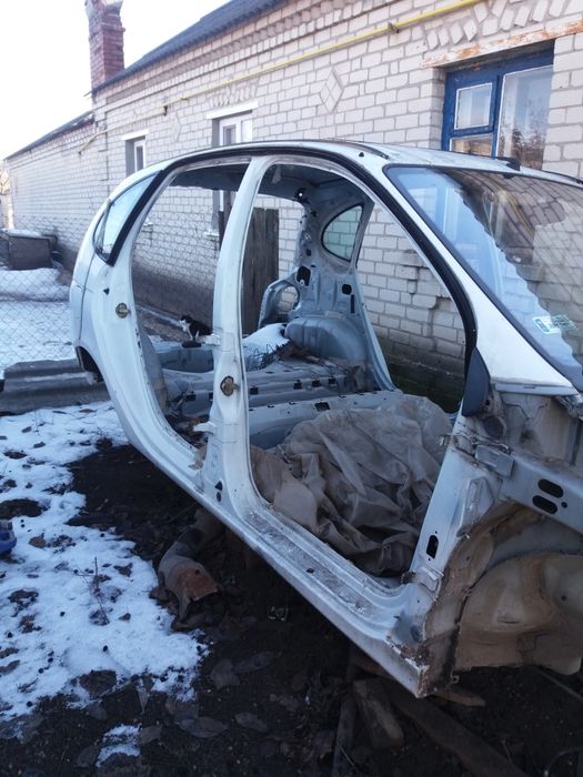 Запчасти Рено сценик