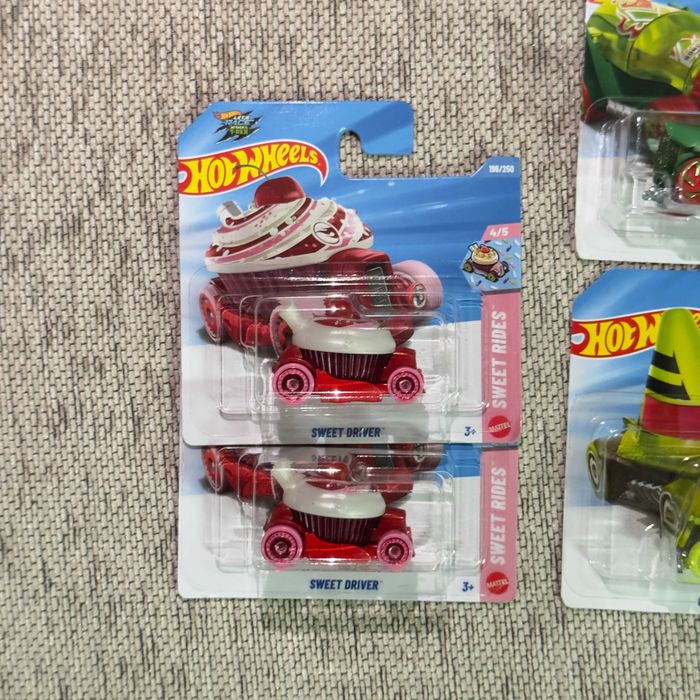 Hot Wheels Treasure Hunts (Selados)