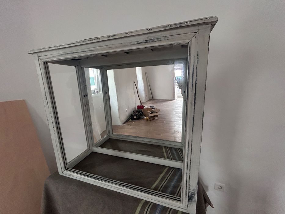 Móvel vitrine antigo