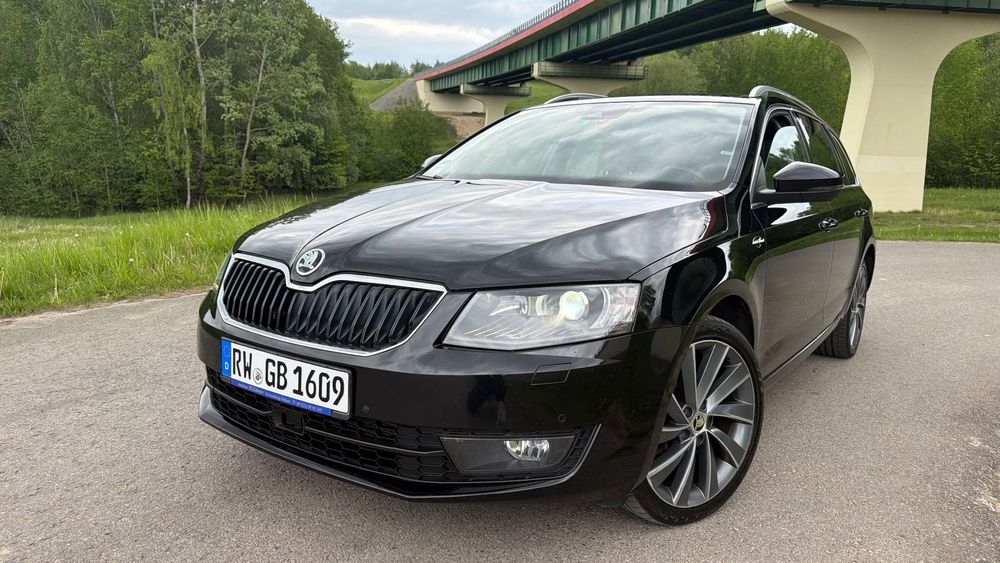 Skoda Octavia 100.% Oryginał przebieg 4x4 Super Stan z Niemiec  klima skóra kamera