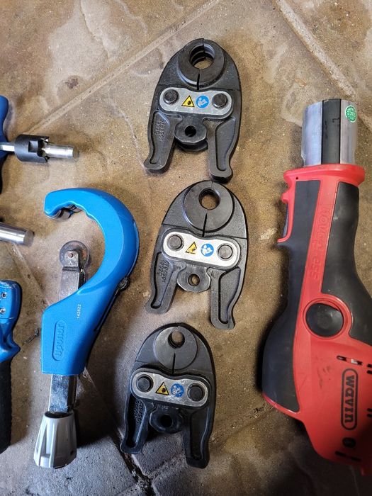 Zaciskarka novopress aco 103