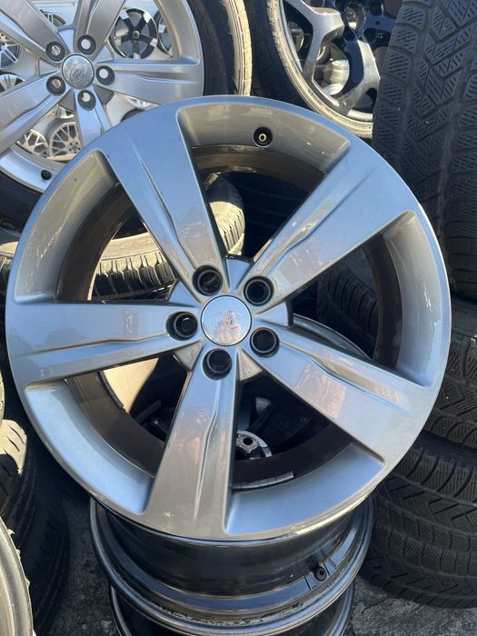 Jantes 19 Originais Land Rover Vilar em 5x108 fim de stock