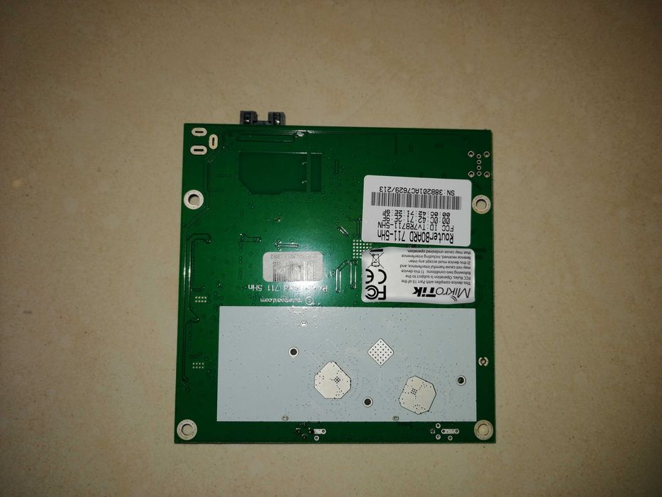 Routerboard RB711 5hn mikrotik płyta mmcx