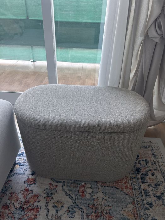 Pufe com arrumação